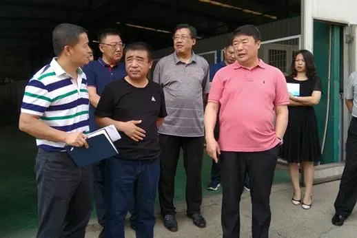 শেনিয়াং সিটির ইয়ুহং জেলার নেতৃবৃন্দ পরিদর্শন করেছেন এবং জাইউই পরীক্ষাটি তদন...